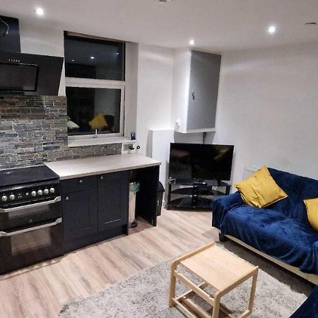 Sapphire Strathnairn Apartment คาร์ดิฟฟ์ ภายนอก รูปภาพ