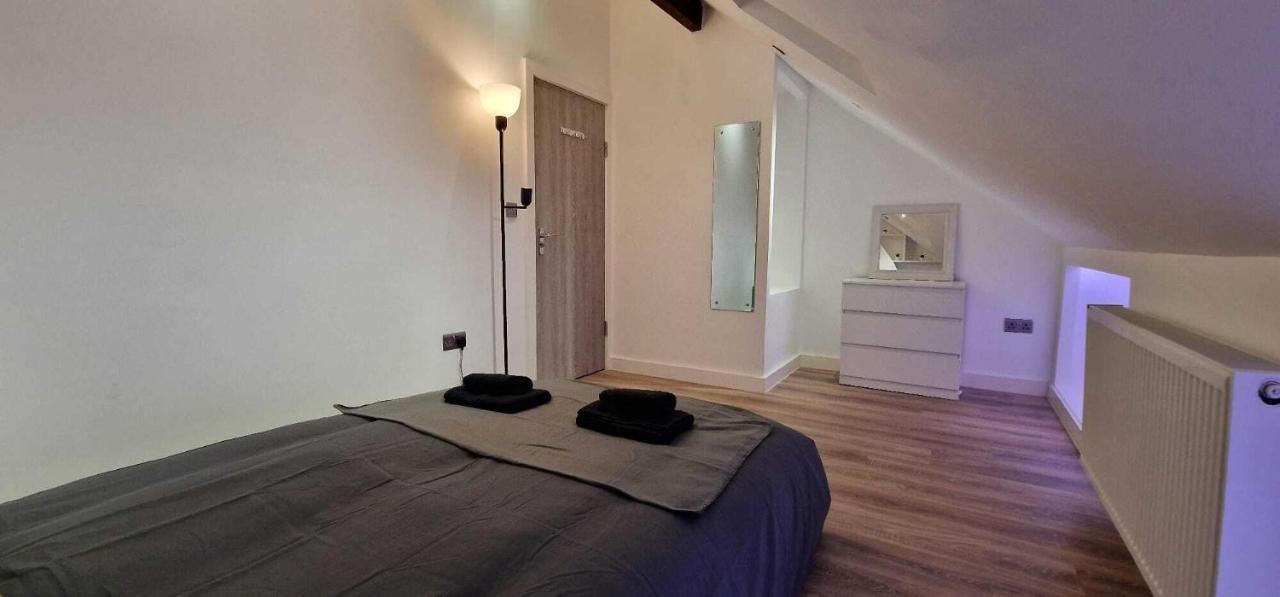 Sapphire Strathnairn Apartment คาร์ดิฟฟ์ ภายนอก รูปภาพ